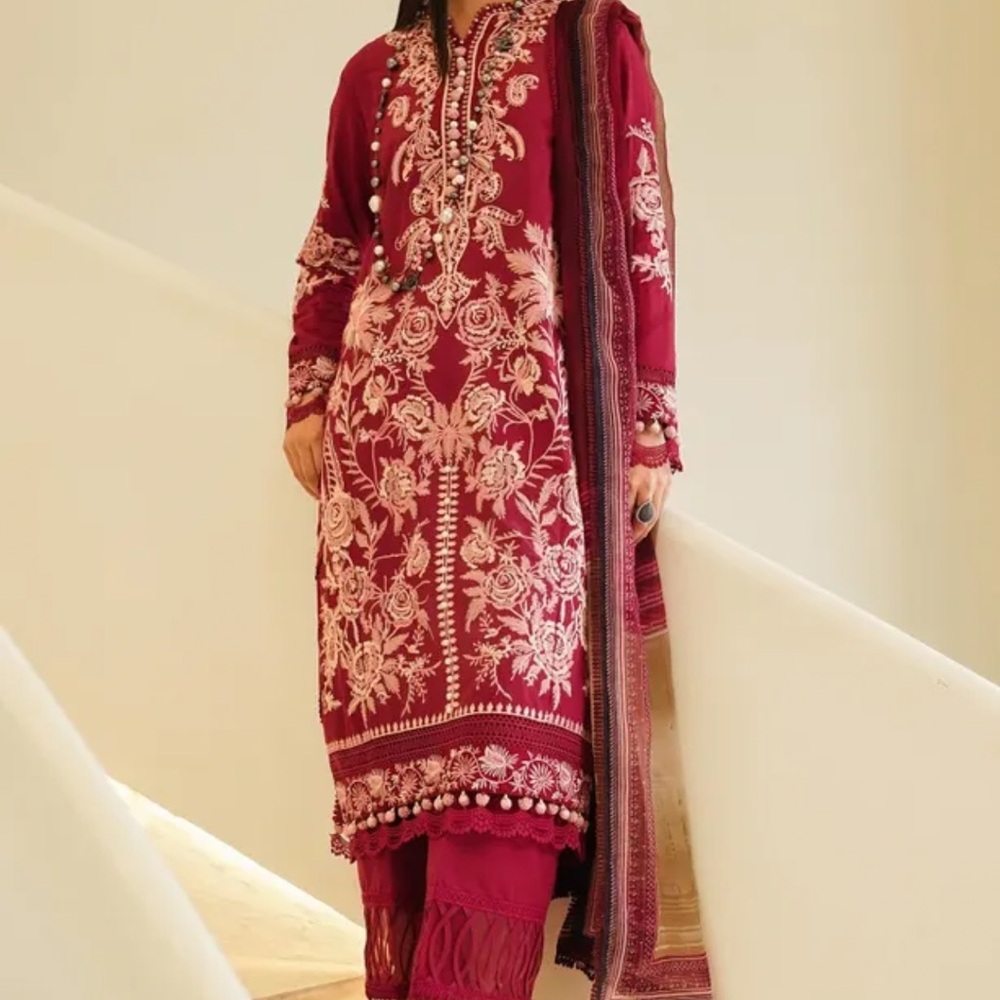 Pakistani Indian Designer Wear Summer Lawn - image 3